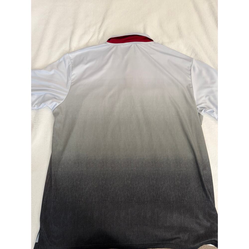Iowa State Cyclones Ombre Performance Polo Shirt White Gray 3XL NWT  Big 12 NCAA - Picture 6 of 6